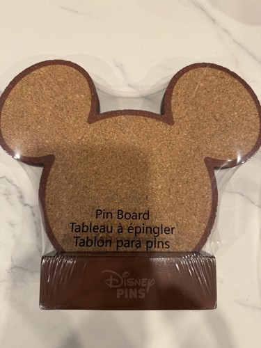 Disney parks pin board usa - disney,